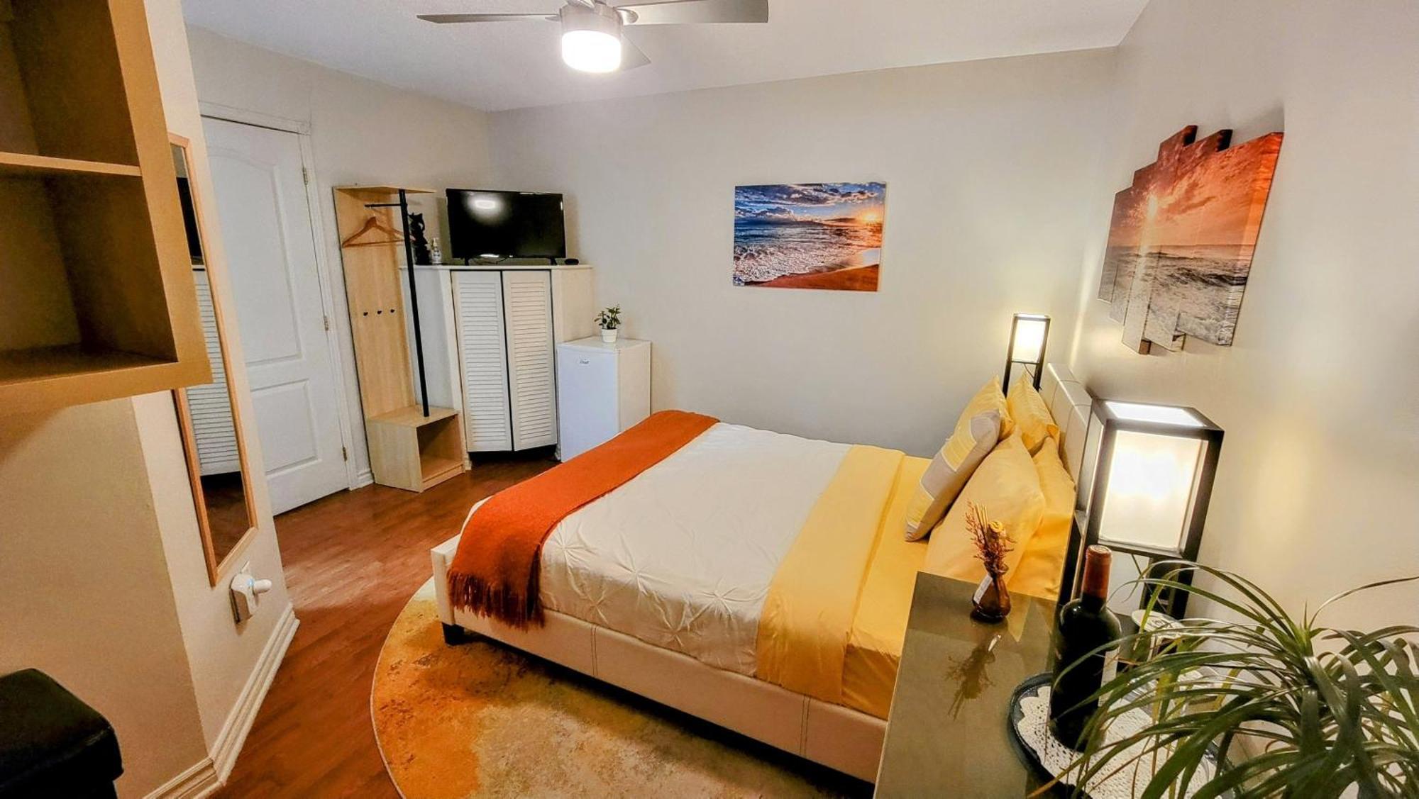 Kokomo Inn Bed And Breakfast Ottawa-Gatineau'S Only Tropical Riverfront B&B On The National Capital Cycling Pathway Route Verte #1 - For Adults Only - Chambre D'Hotes Tropical Aux Berges Des Outaouais Bnb #17542O Luaran gambar
